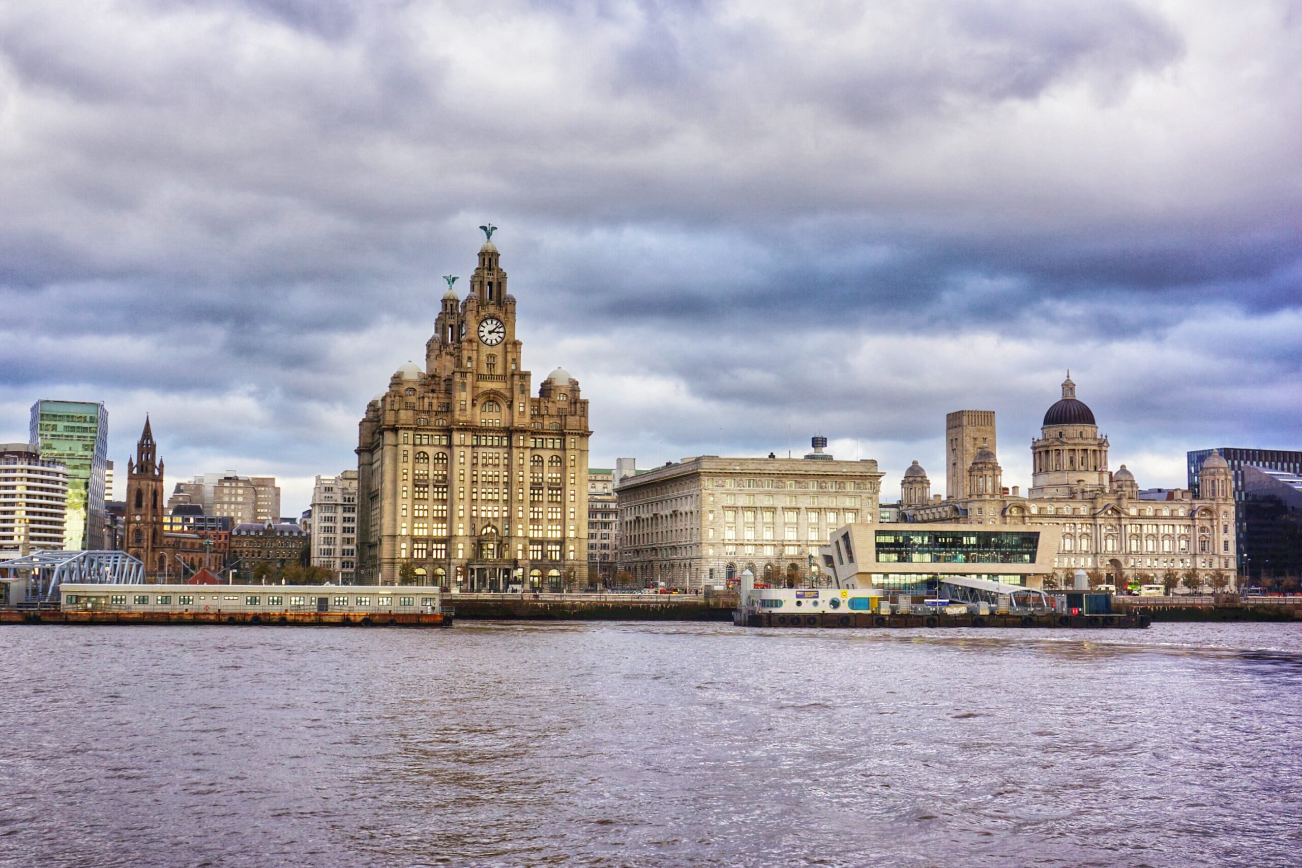 Liverpool to Birmingham Airport Taxi