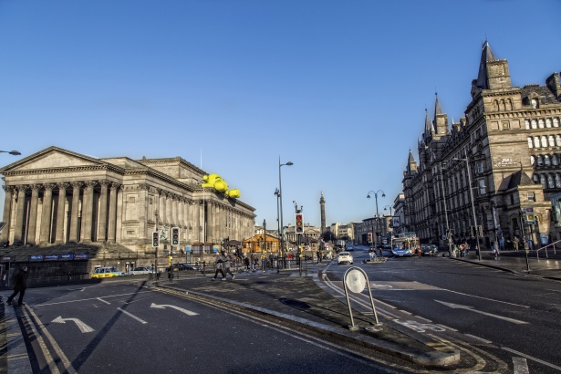 Liverpool to Birmingham Airport taxi transfer