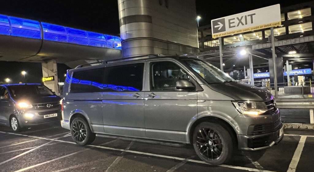 Manchester Airport to Ackworth Taxi