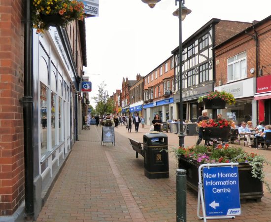 Wilmslow Taxi to Manchester Airport