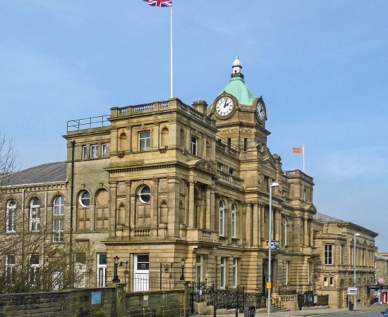 Burnley to Manchester Airport Taxi