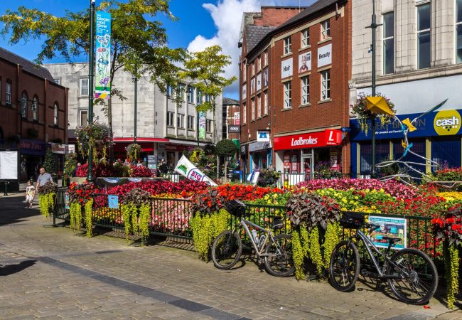 Oldham Taxi to Manchester Airport