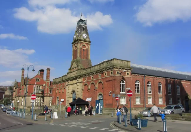 Stalybridge Taxi to Manchester Airport